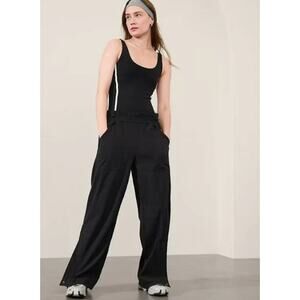 Athleta Trekkie Parachute Pant High Rise Baggy Relaxed Fit Womens Size 2